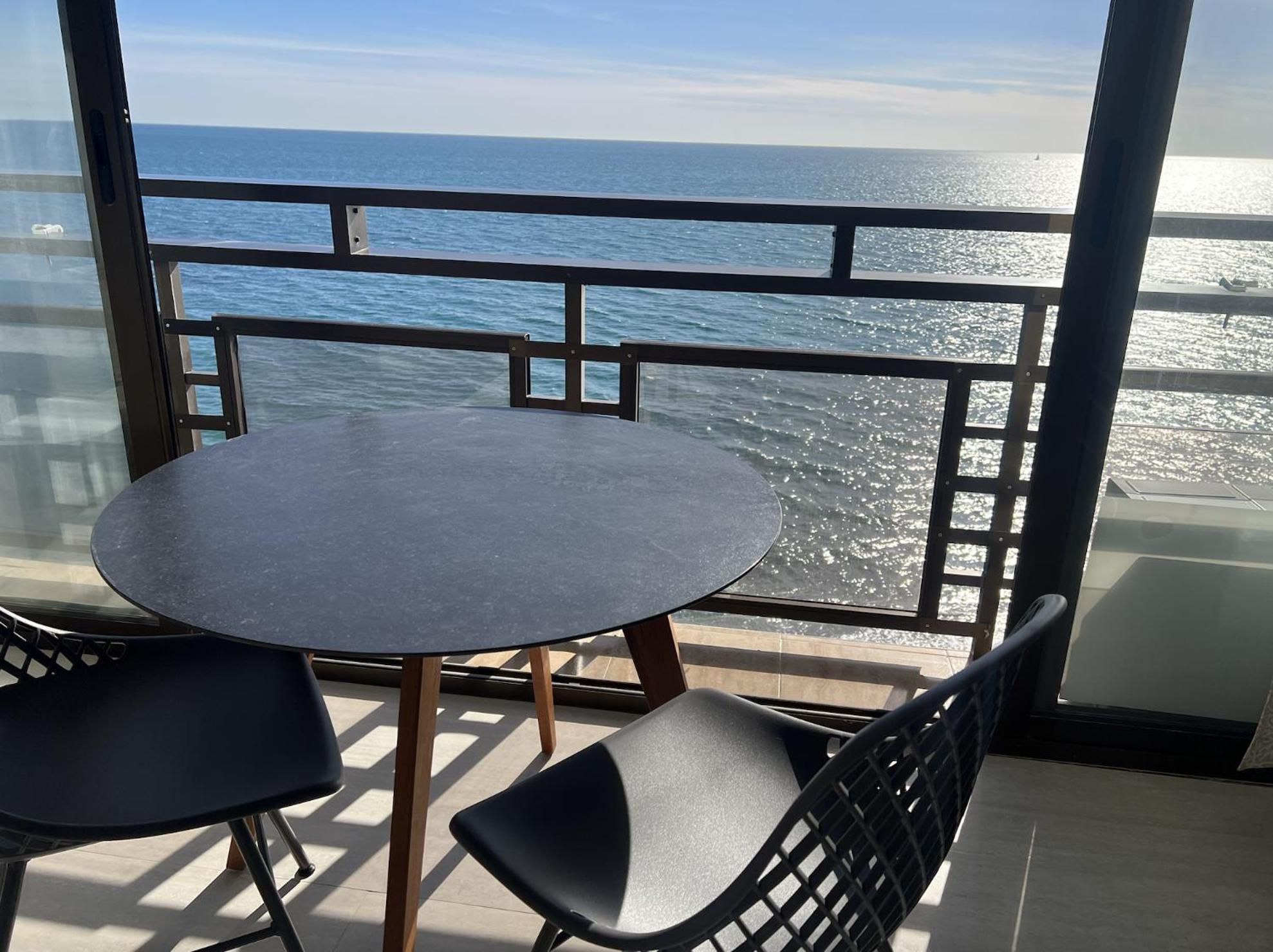 Malibu Apartament, Apartamento